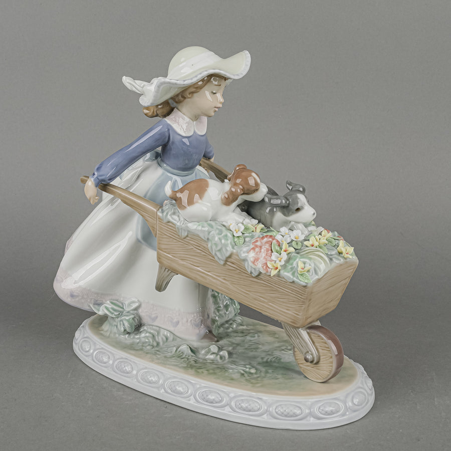 LLADRO Figurine A Barrow Of Fun 5460
