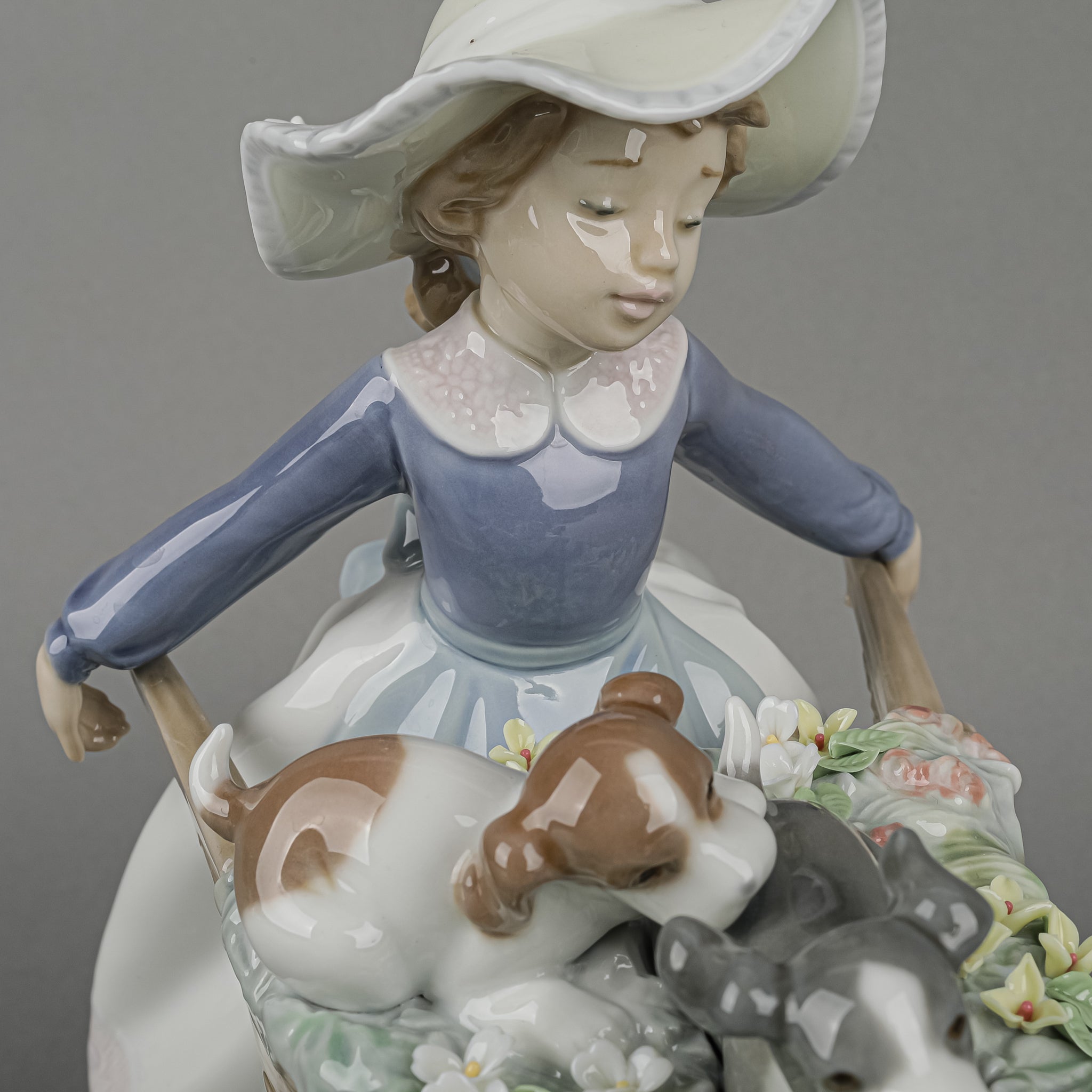 LLADRO Figurine A Barrow Of Fun 5460 - Around The Block