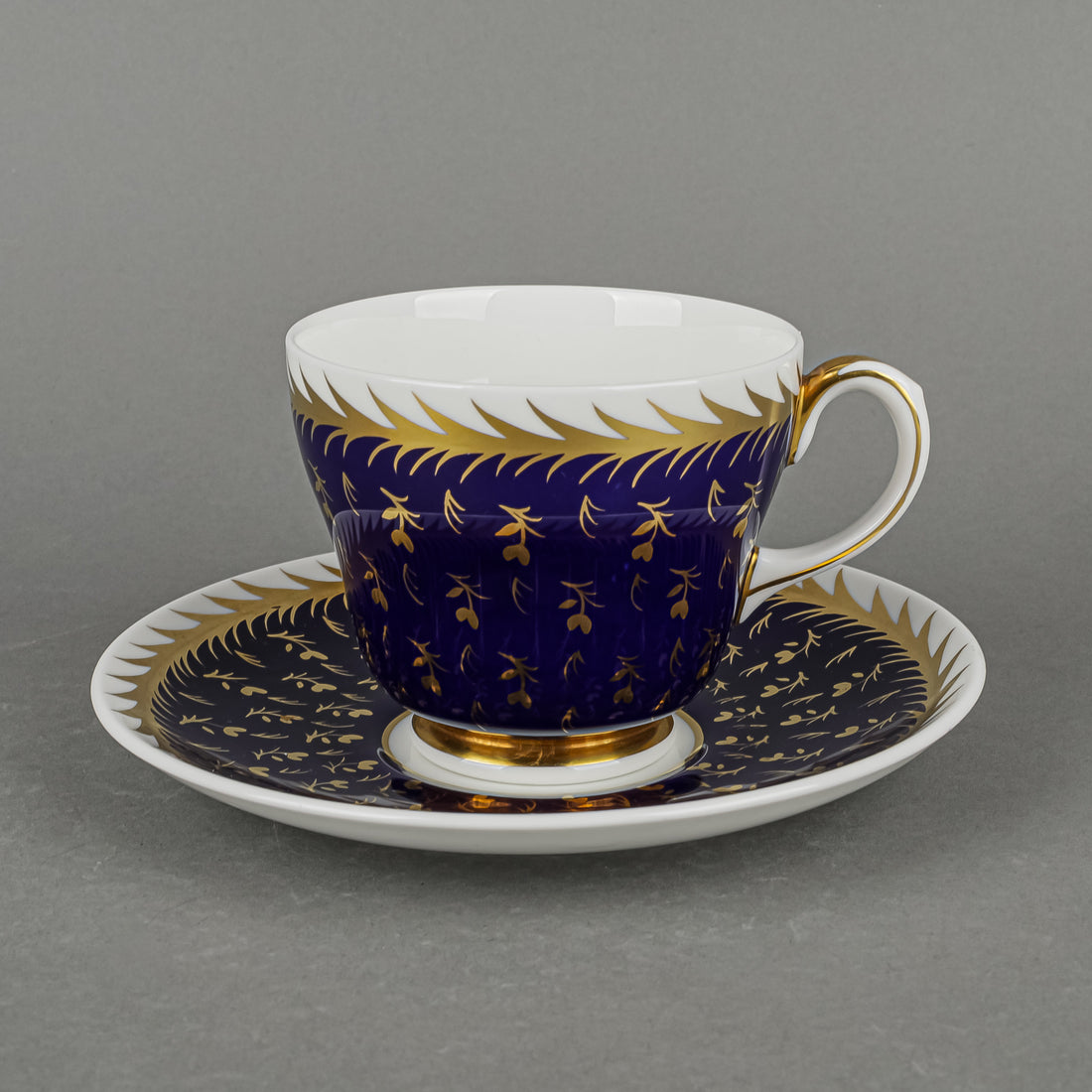 WEDGWOOD St James S368 8 Place Settings