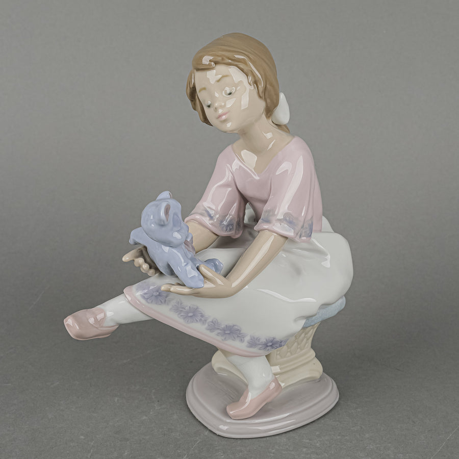 LLADRO Figurine Best Friend 7620