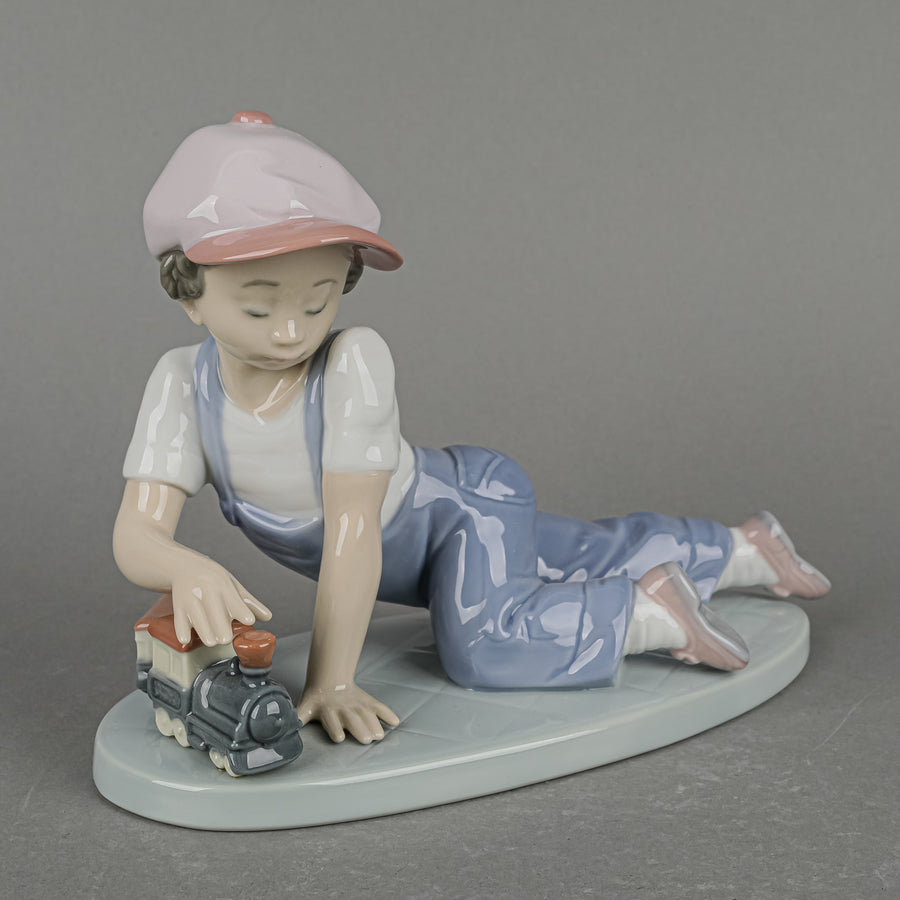 LLADRO Figurine All Aboard 7619