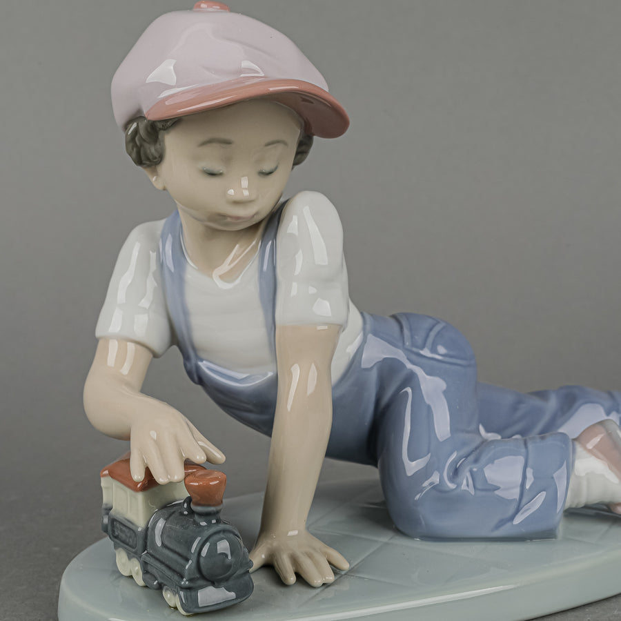LLADRO Figurine All Aboard 7619