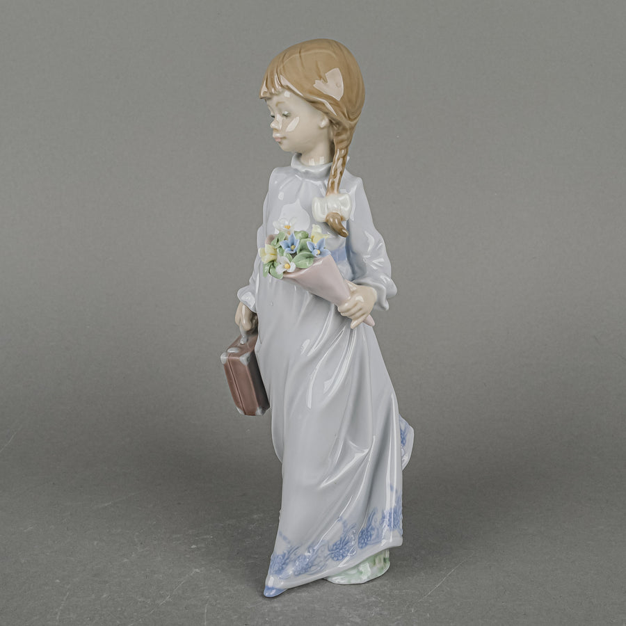 LLADRO Figurine School Day 7604