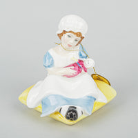 ROYAL DOULTON Figurine Ellen HN 3020 - Kate Greenaway Series