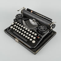 UNDERWOOD Portable 3-Bank Typewriter