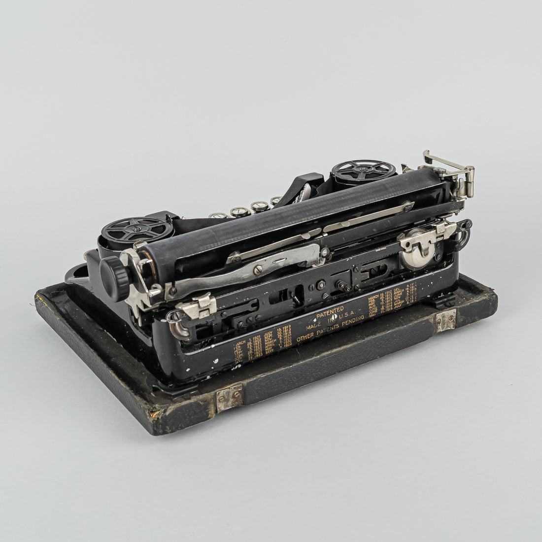 UNDERWOOD Portable 3-Bank Typewriter