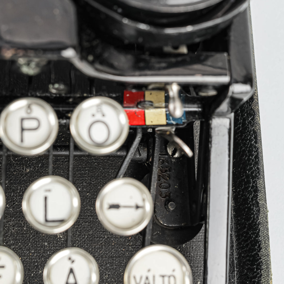 UNDERWOOD Portable 3-Bank Typewriter