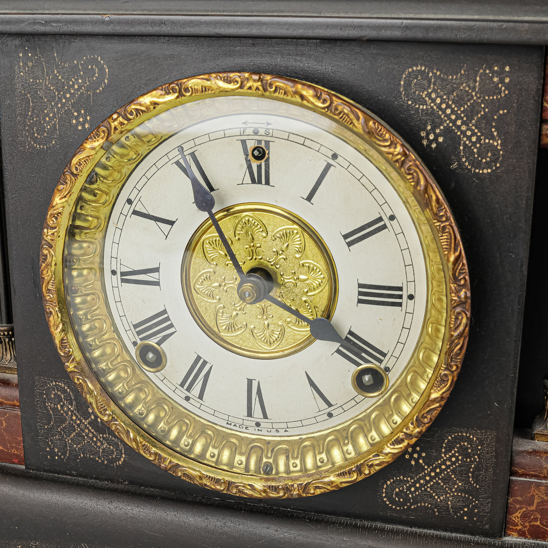 BELKNAP HOWE Alamo Neo Classical Mantel Clock