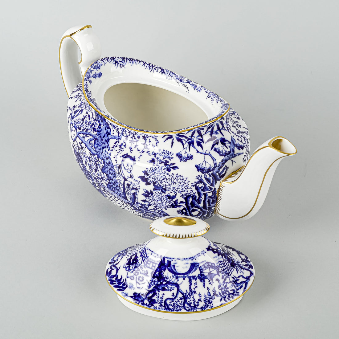 ROYAL CROWN DERBY Mikado Teapot