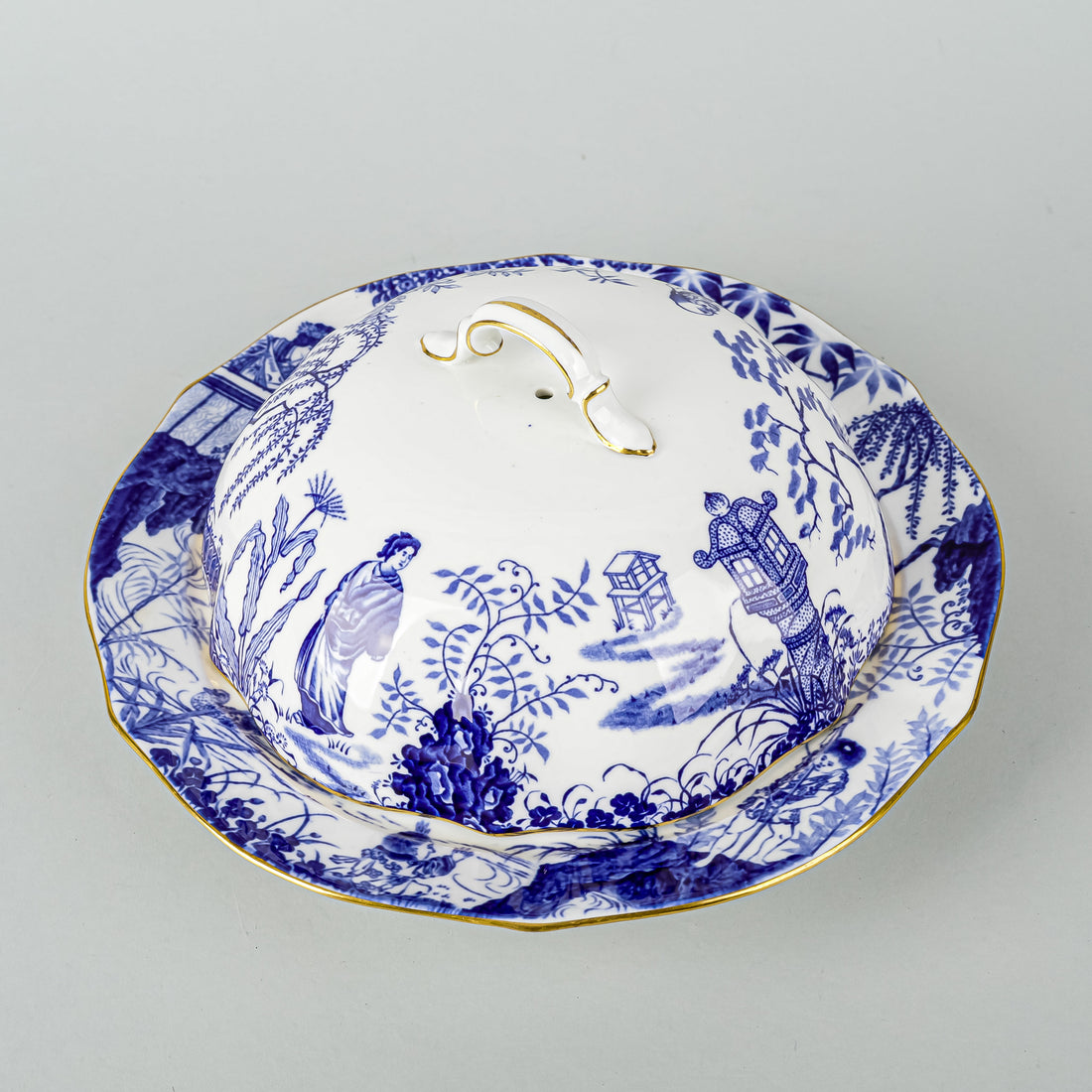 ROYAL CROWN DERBY Mikado Covered Muffin Dish