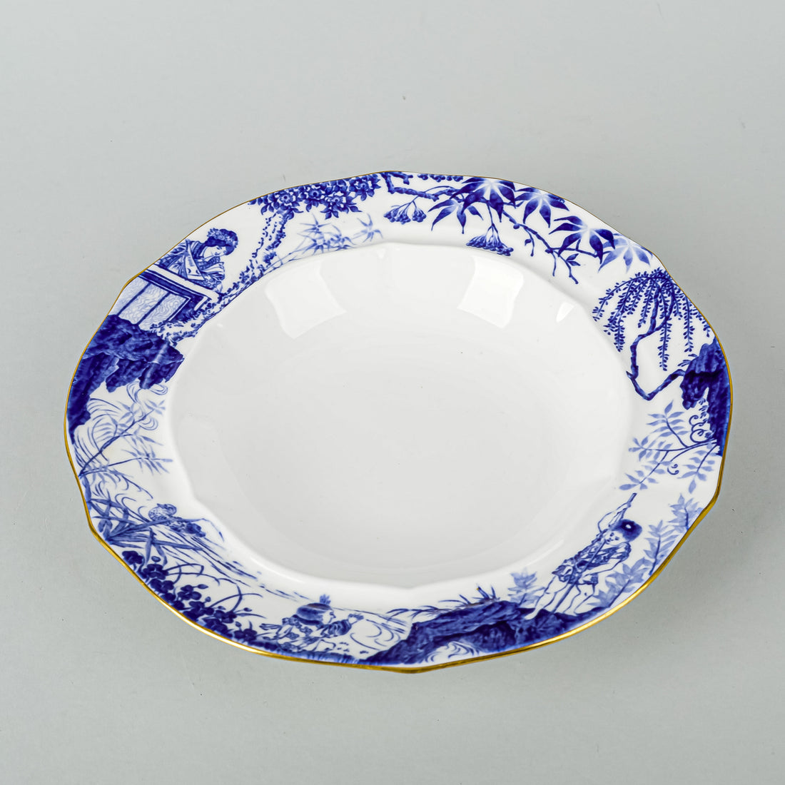 ROYAL CROWN DERBY Mikado Covered Muffin Dish