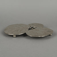 MICHAEL ARAM Botanical Leaf Trivet - Silver-Tone