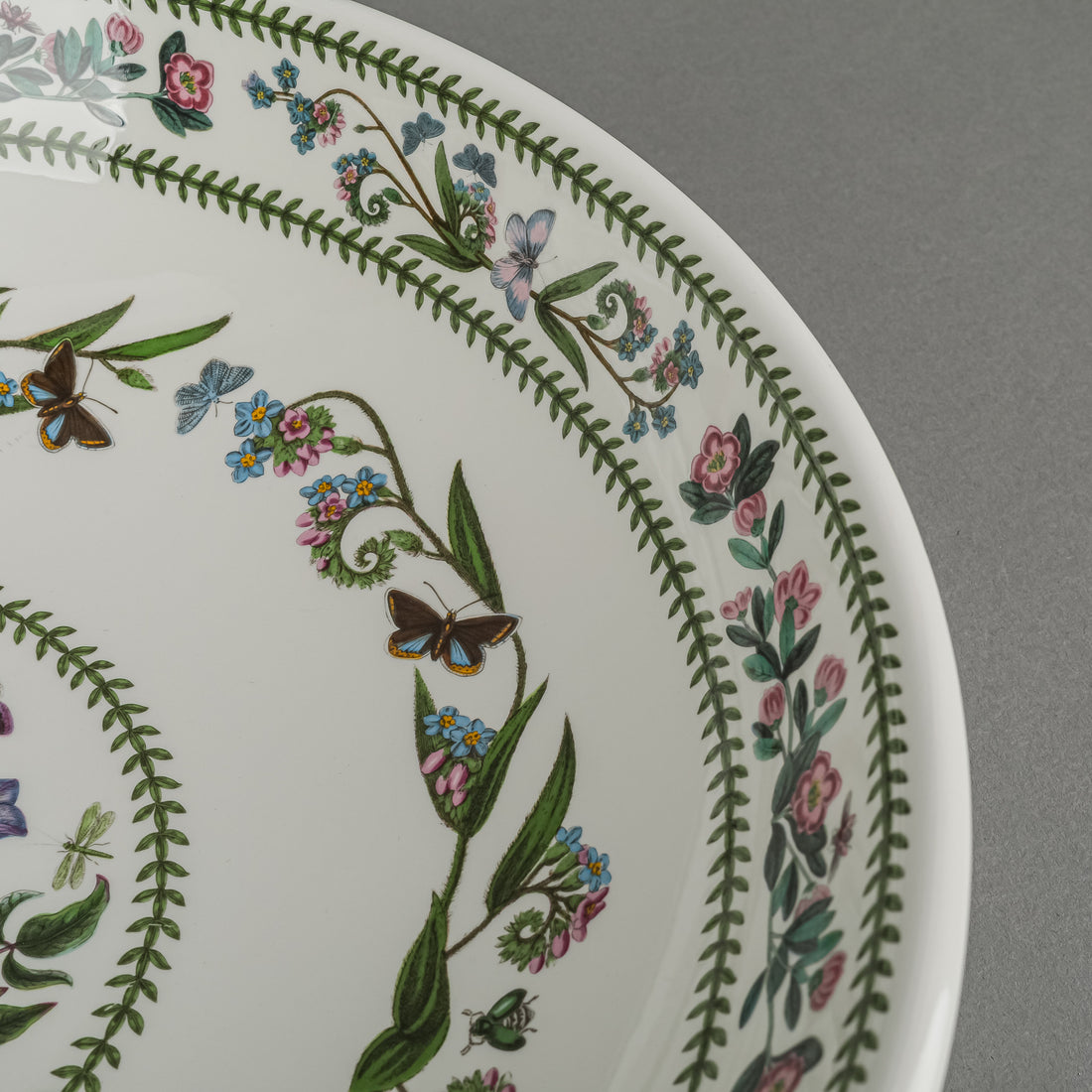 PORTMEIRION Variations Pasta/Salad Serving Bowl
