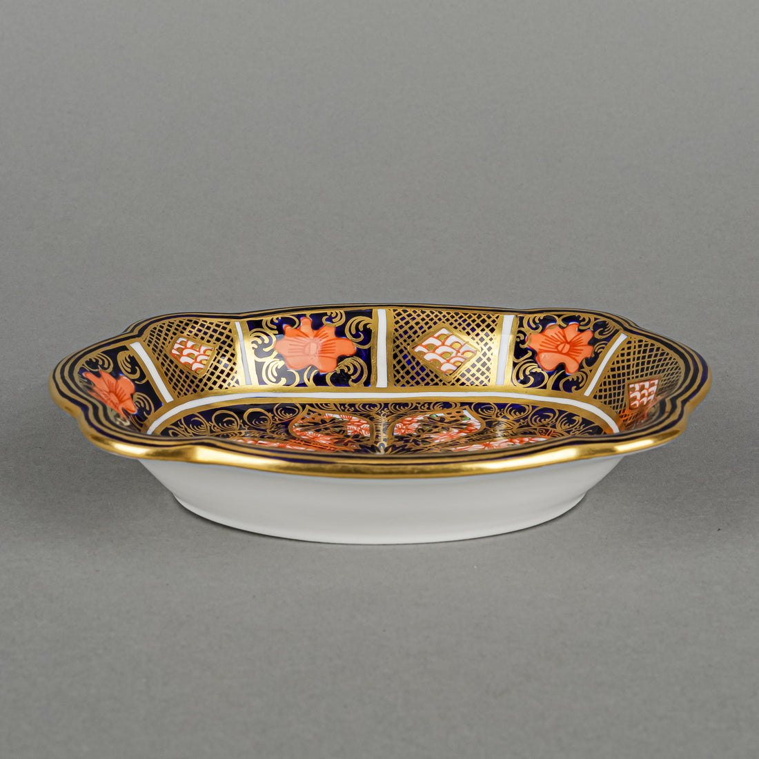 ROYAL CROWN DERBY Old Imari 1128 Trinket Dish