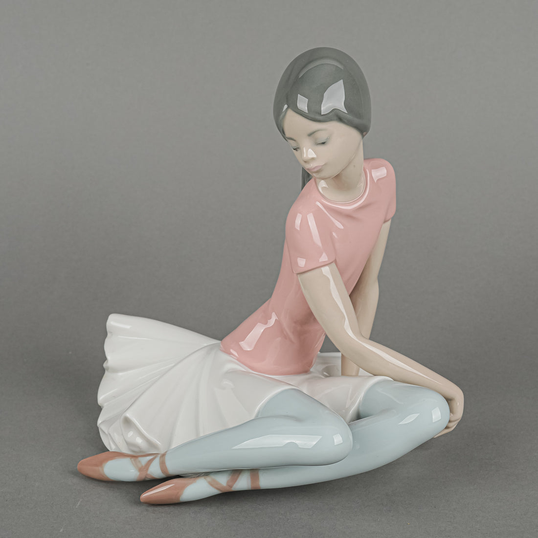 LLADRO Figurine Shelley 1357