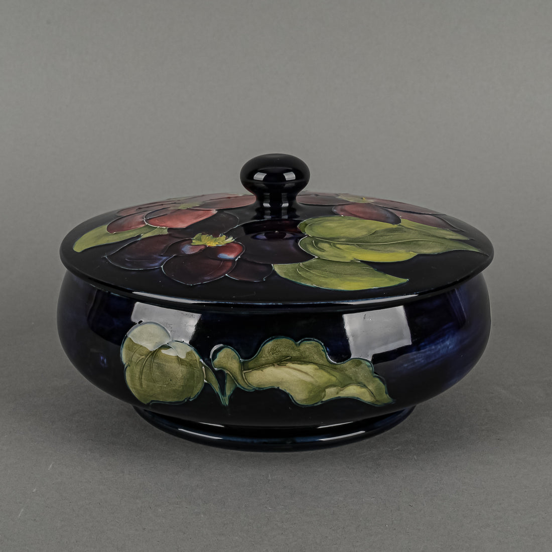 MOORCROFT Clematis Blue Ground Covered Bowl