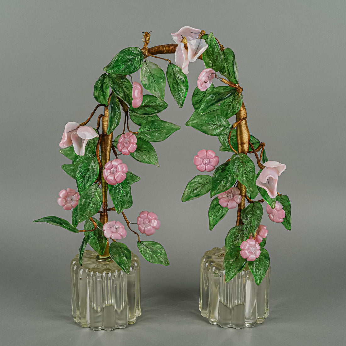 Art Glass Floral Centerpiece Trellis