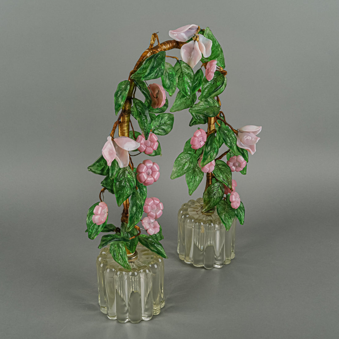 Art Glass Floral Centerpiece Trellis
