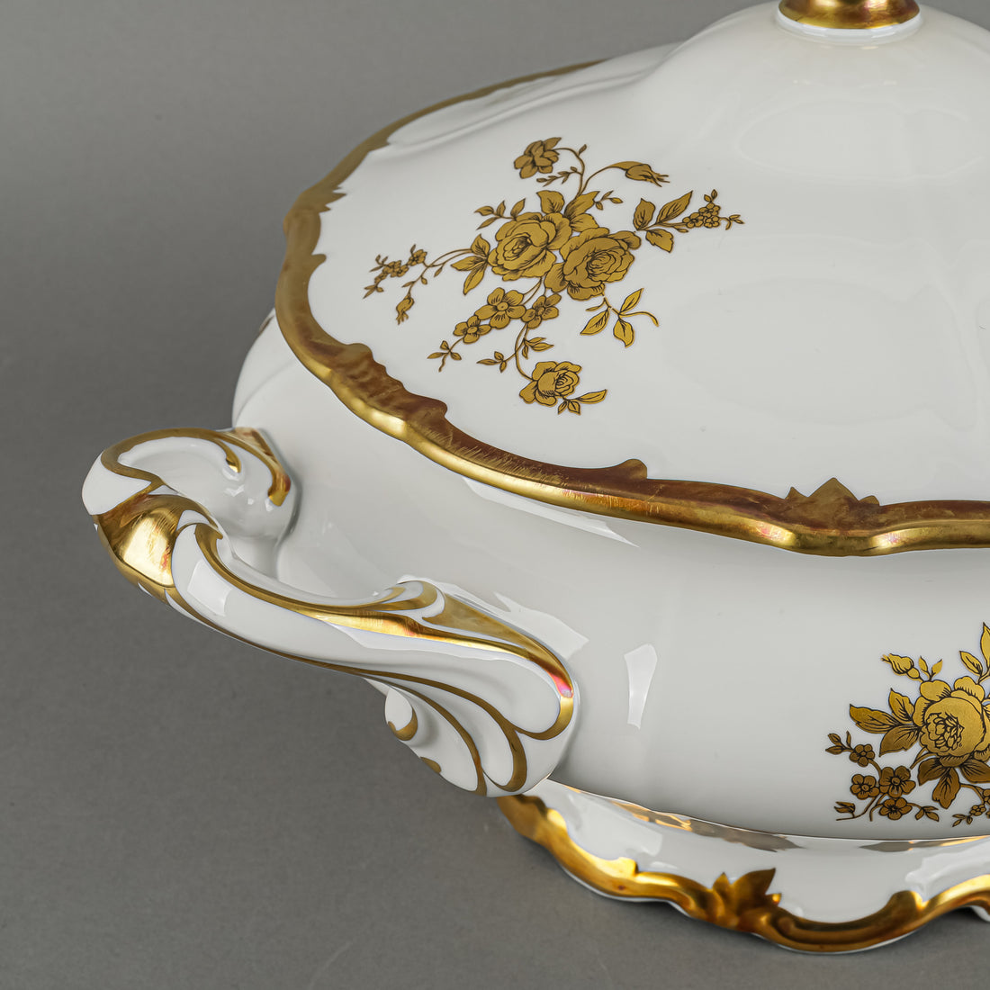 WEIMAR Katharina Gold 17010 Covered Turreen
