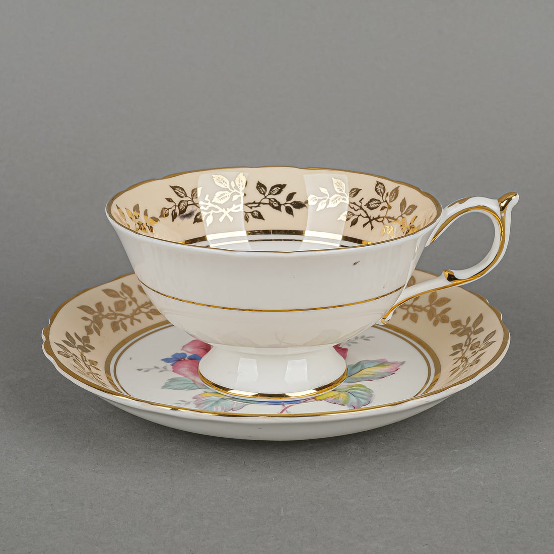 PARAGON Cup & Saucer A4307/5 Cabbage Rose