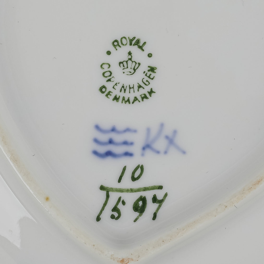 RCOPENHAGEN Blue Flower Leaf Shape Pickle Dish 10/1597