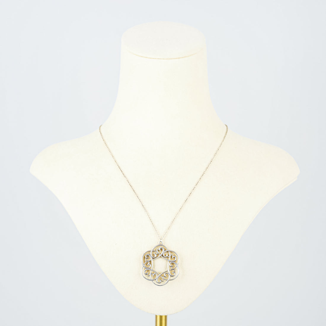 TIFFANY & CO Paloma Picasso Sterling Silver Loving Heart Pendant Necklace