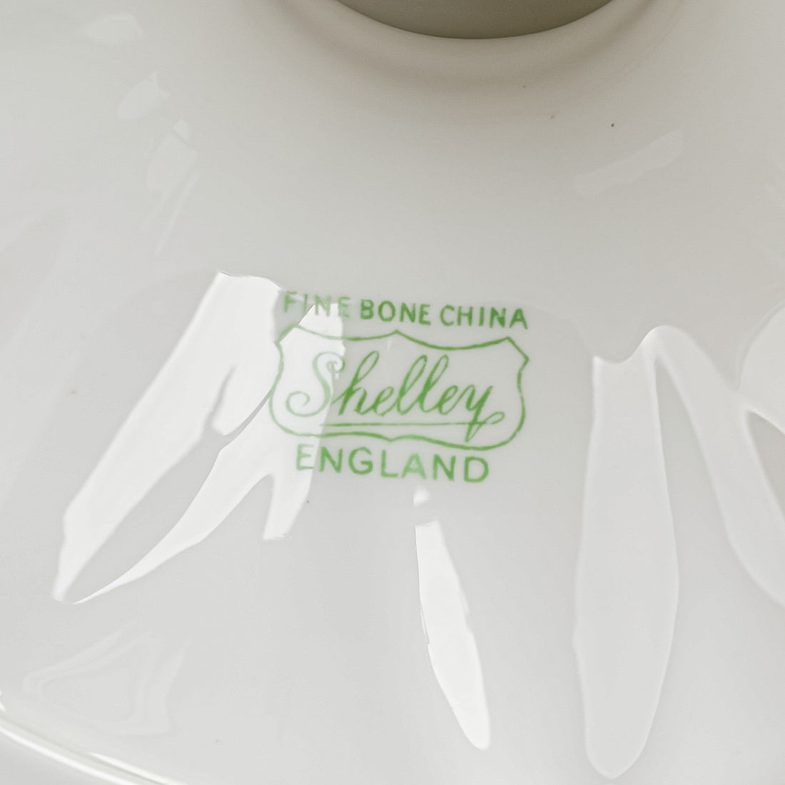 SHELLEY Regency Cake Stand
