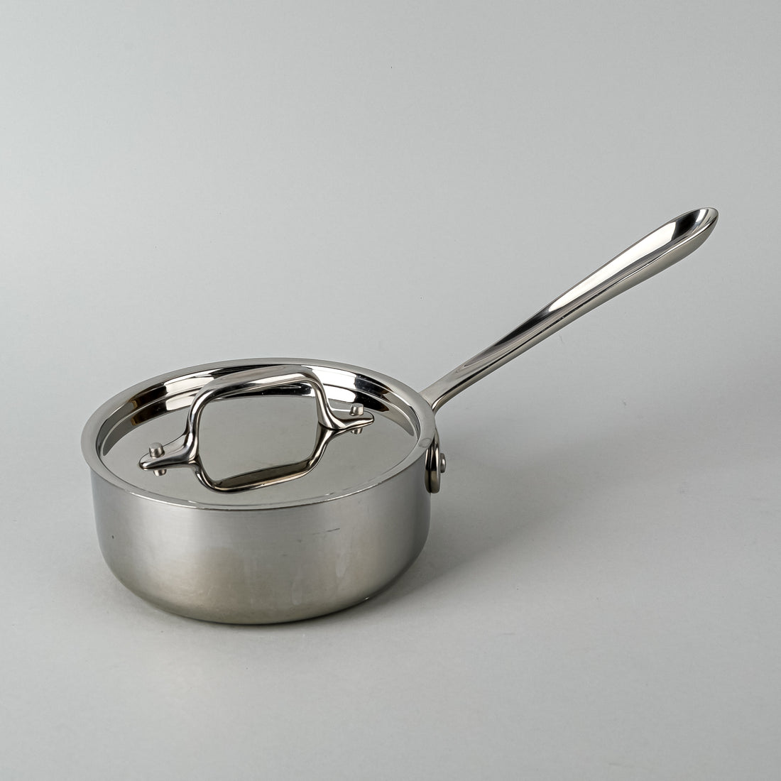 ALL CLAD D3 Stainless Steel Lidded Sauce Pan