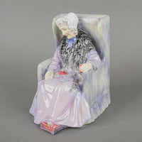 ROYAL DOULTON Figurine Joan HN 2023