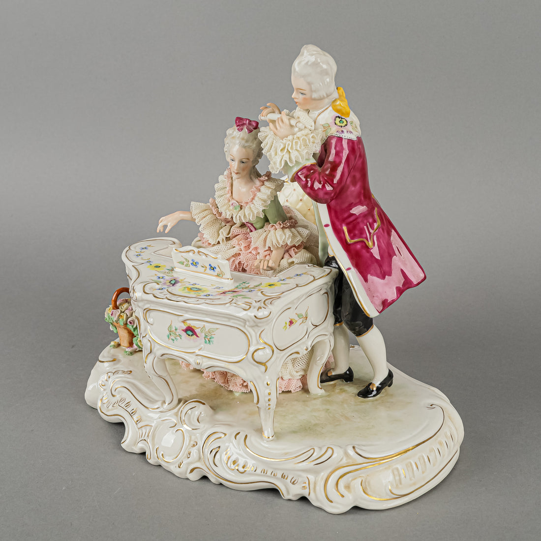 IRISH DRESDEN Filigree Figurine Magic Flue