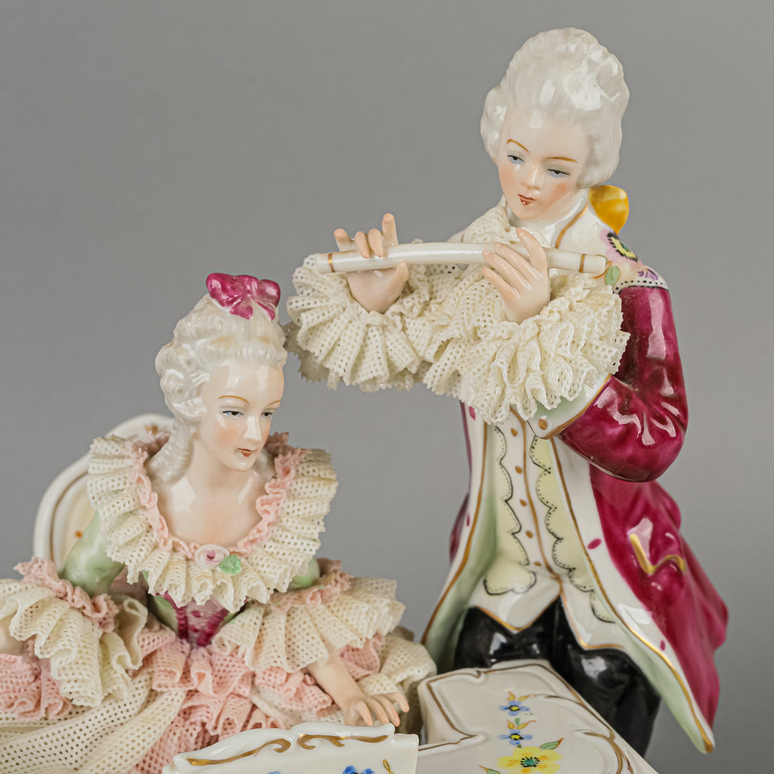 IRISH DRESDEN Filigree Figurine Magic Flue