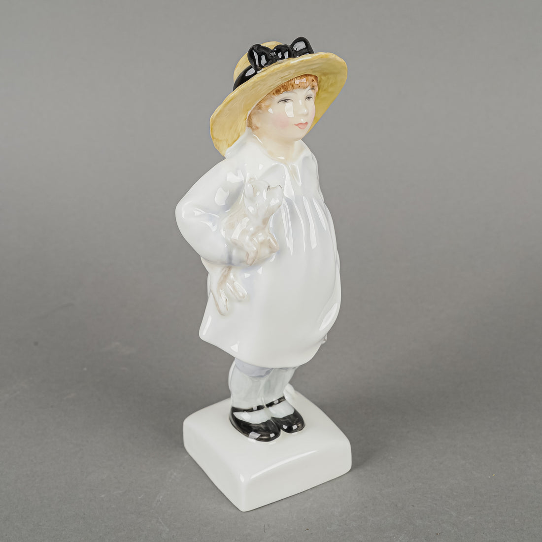 ROYAL DOULTON Figurine James HN 3013  Kate Greenaway Series