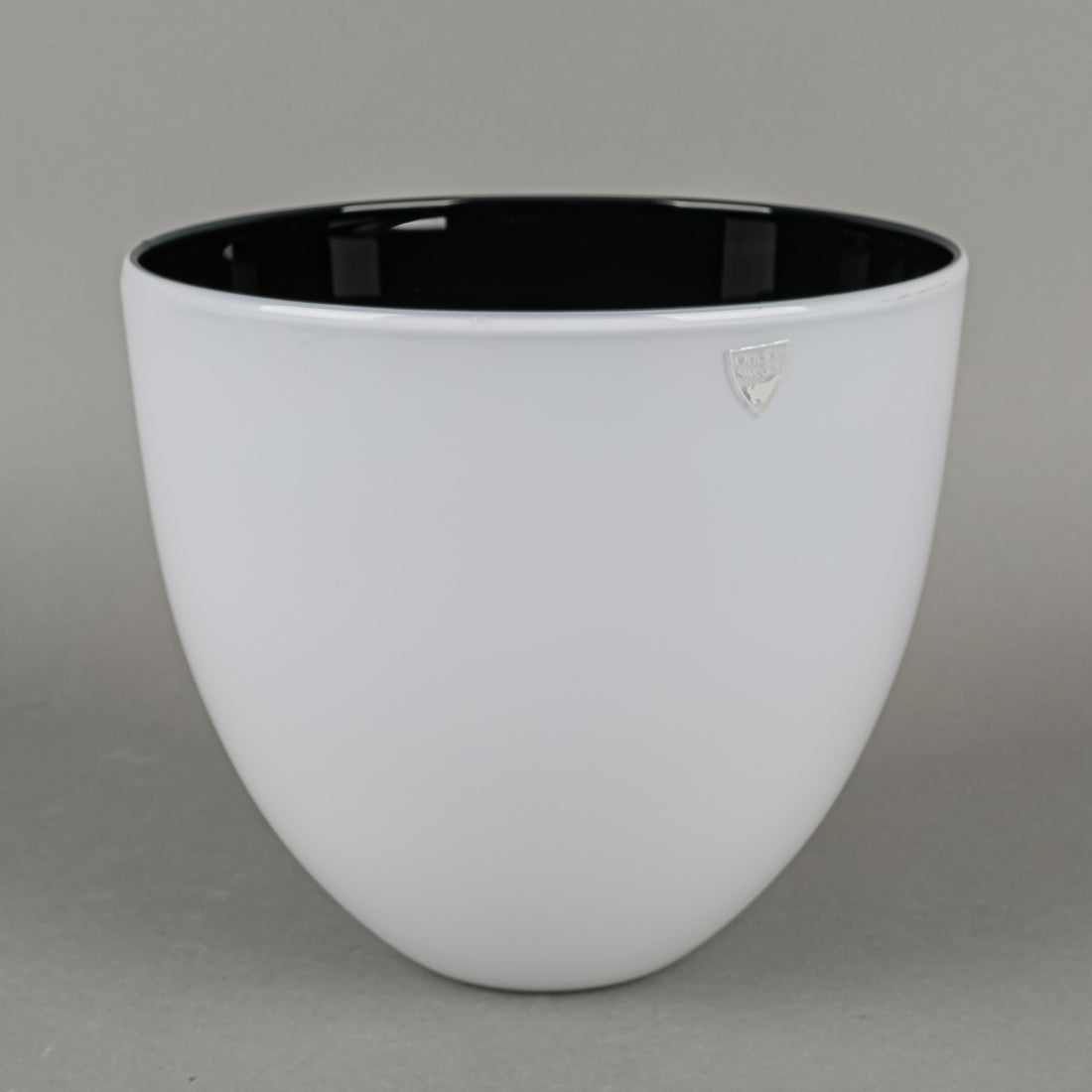 ORREFORS Lena Bergstrom PASTILLO Bowl White/Black