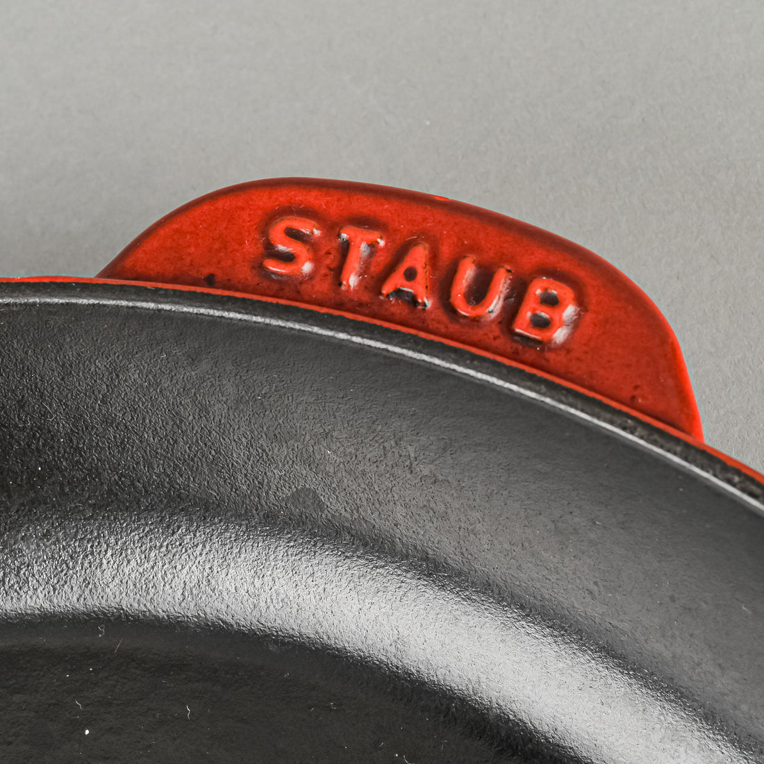 STAUB Cast Iron 30cm Skillet Red