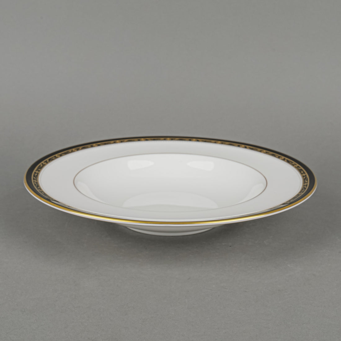 ROYAL WORCESTER Odette Soup Plates Set of 8