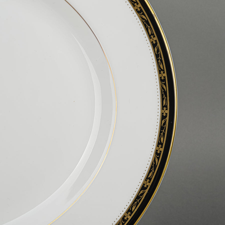 ROYAL WORCESTER Odette Platter