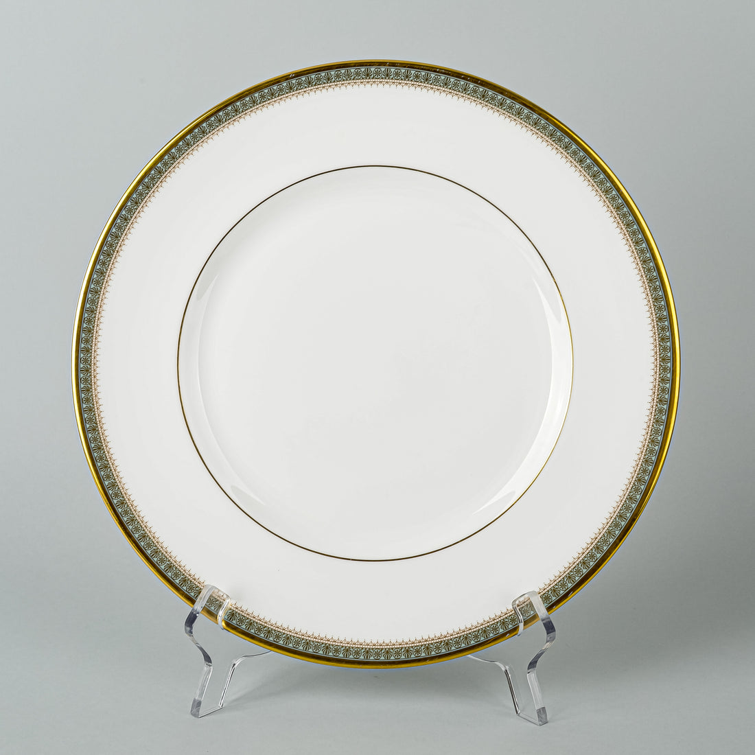 ROYAL DOULTON Clarendon H4993 12 Place Settings Plus Extras