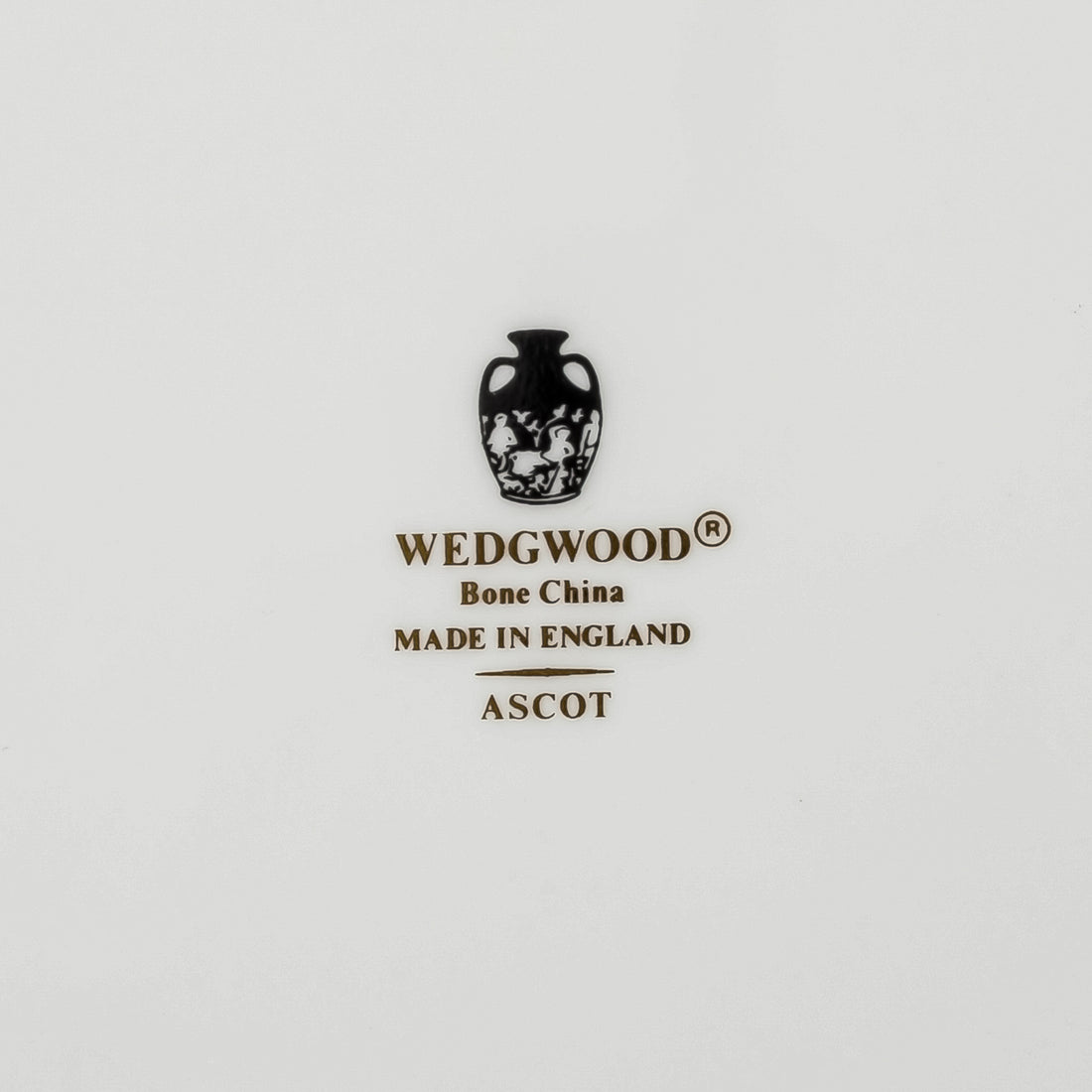 WEDGWOOD Ascot 70 Pieces