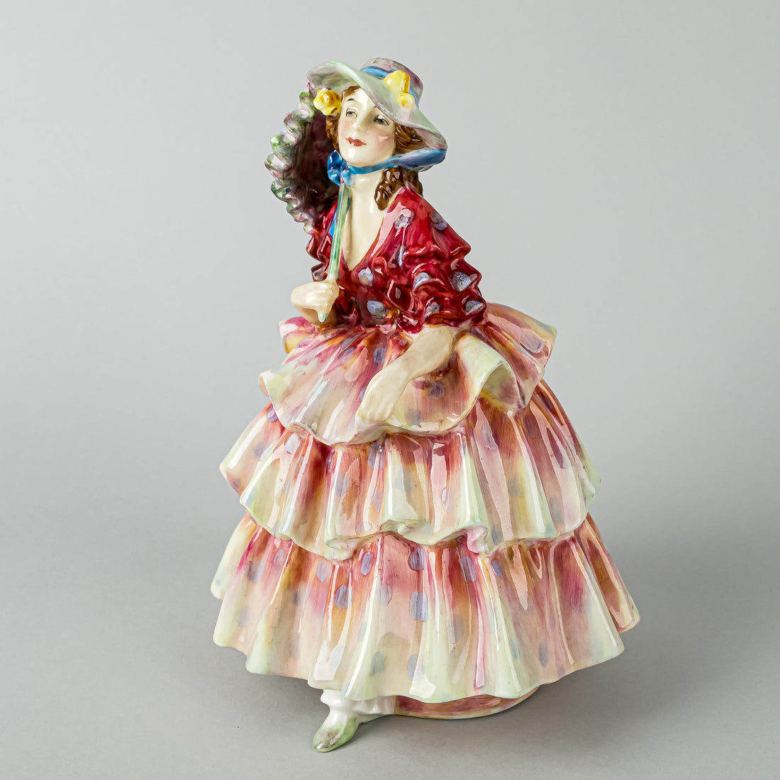 ROYAL DOULTON Figurine The Hinged Parasol HN 1578