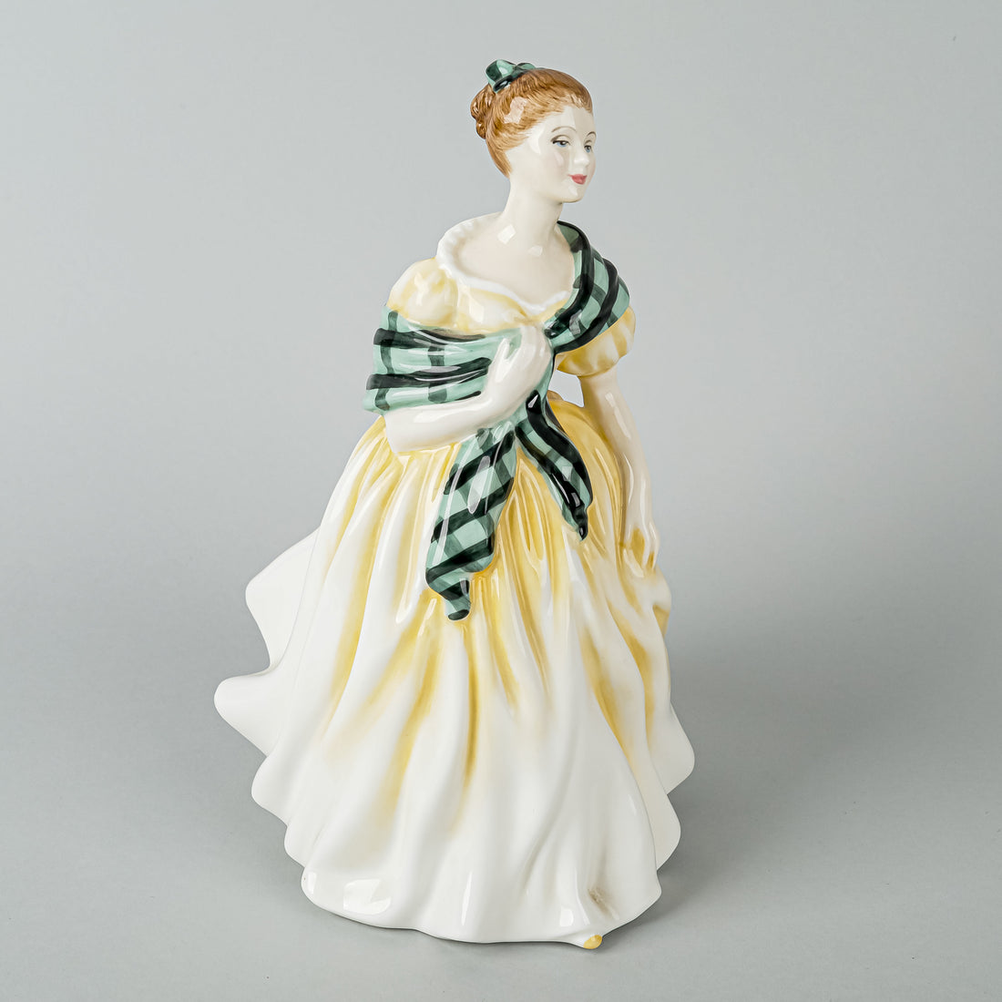 ROYAL DOULTON Figurine Joan HN 3217