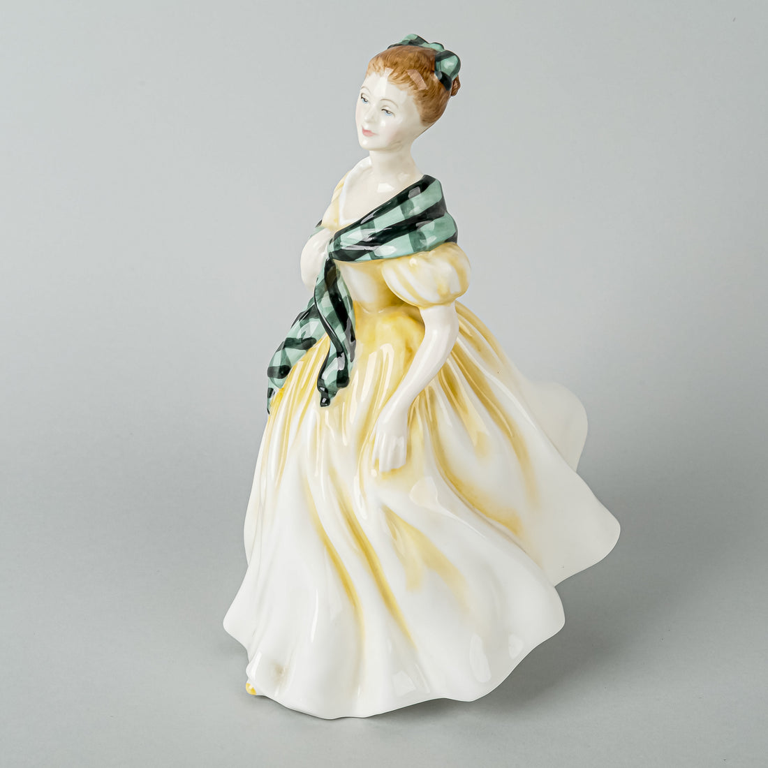 ROYAL DOULTON Figurine Joan HN 3217