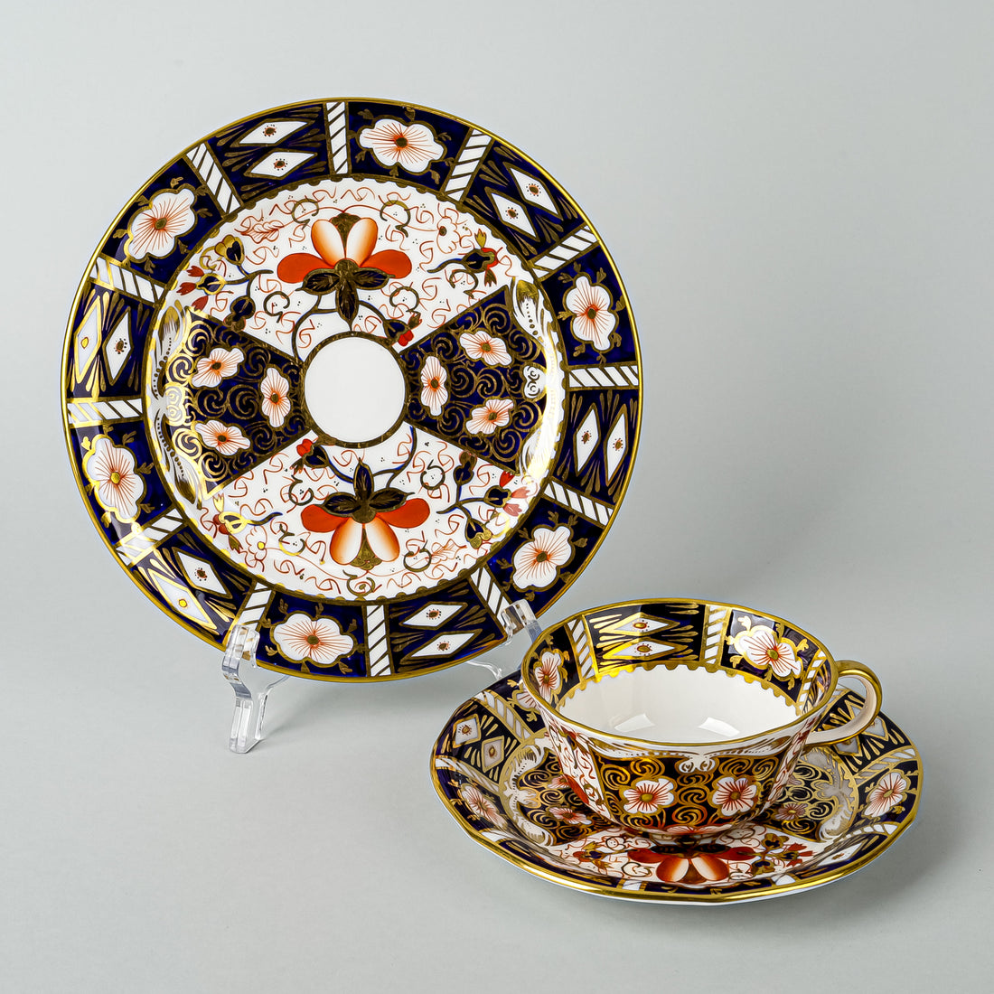 ROYAL CROWN DERBY Traditional Imari 2451 10 Pieces