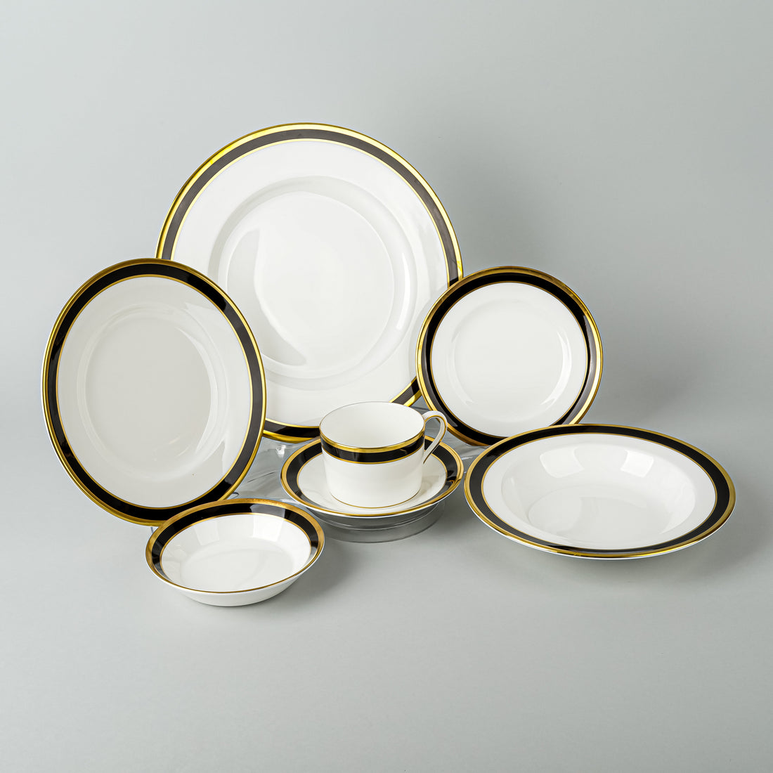 COALPORT Lynton 10 Place Settings Plus Extras
