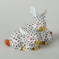 HEREND Figurine Pair Of Bunnies 15584 Fishnet Black