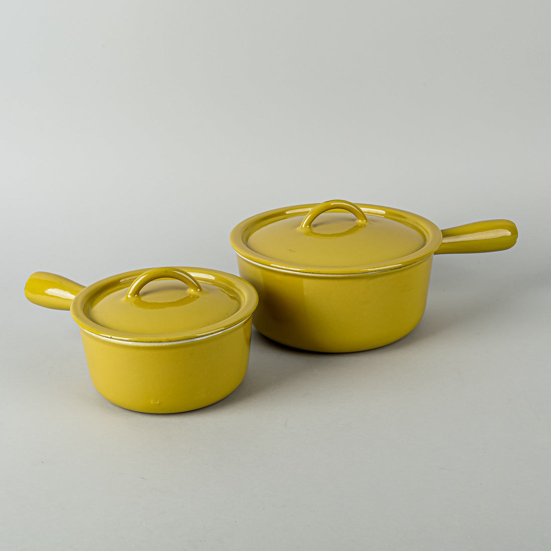 FE BELGIUM Descoware Yellow Enamel Cast Iron Sauce Pans Set of 2 - 4 Pieces