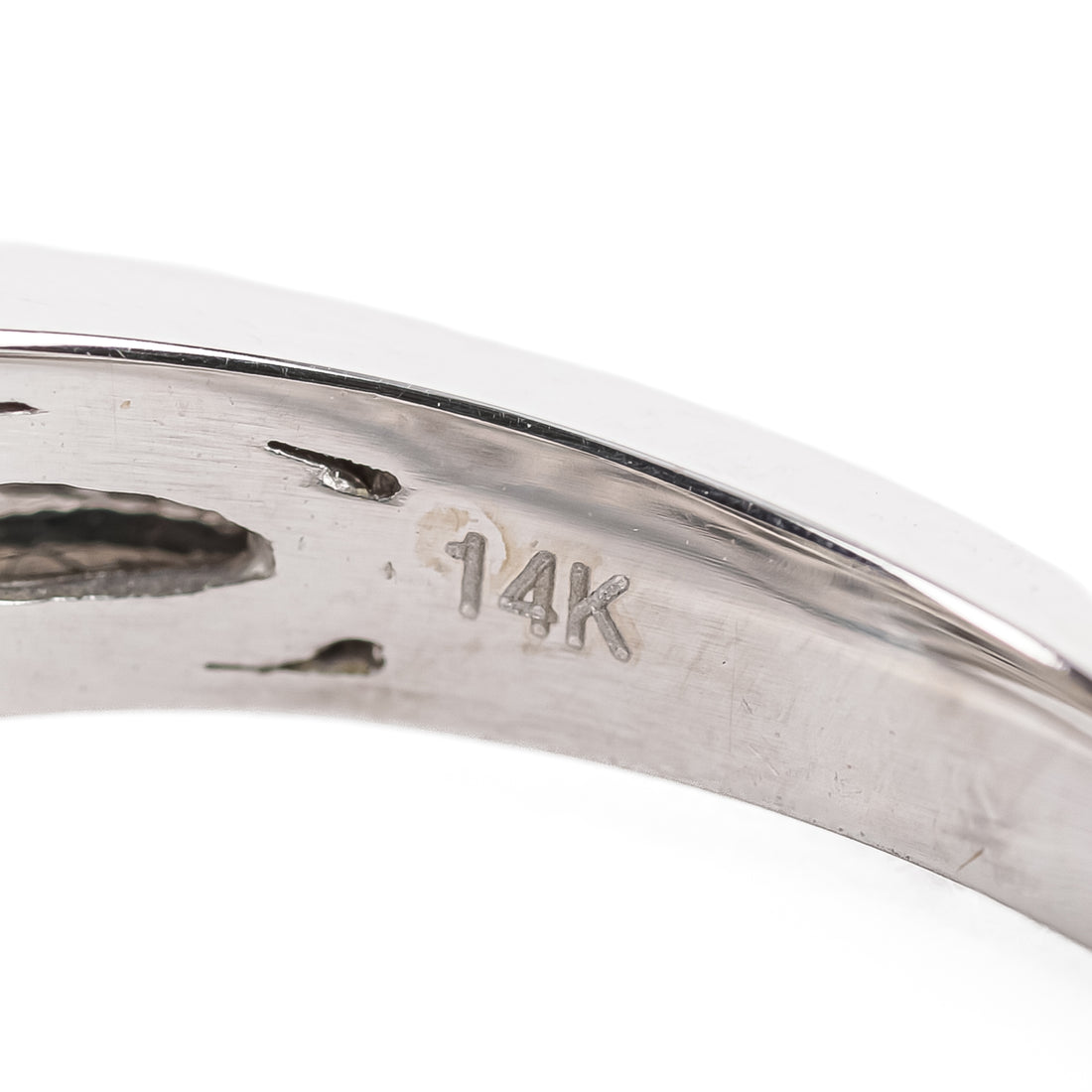 14K White Gold Baguette And Brilliant Diamond Ring