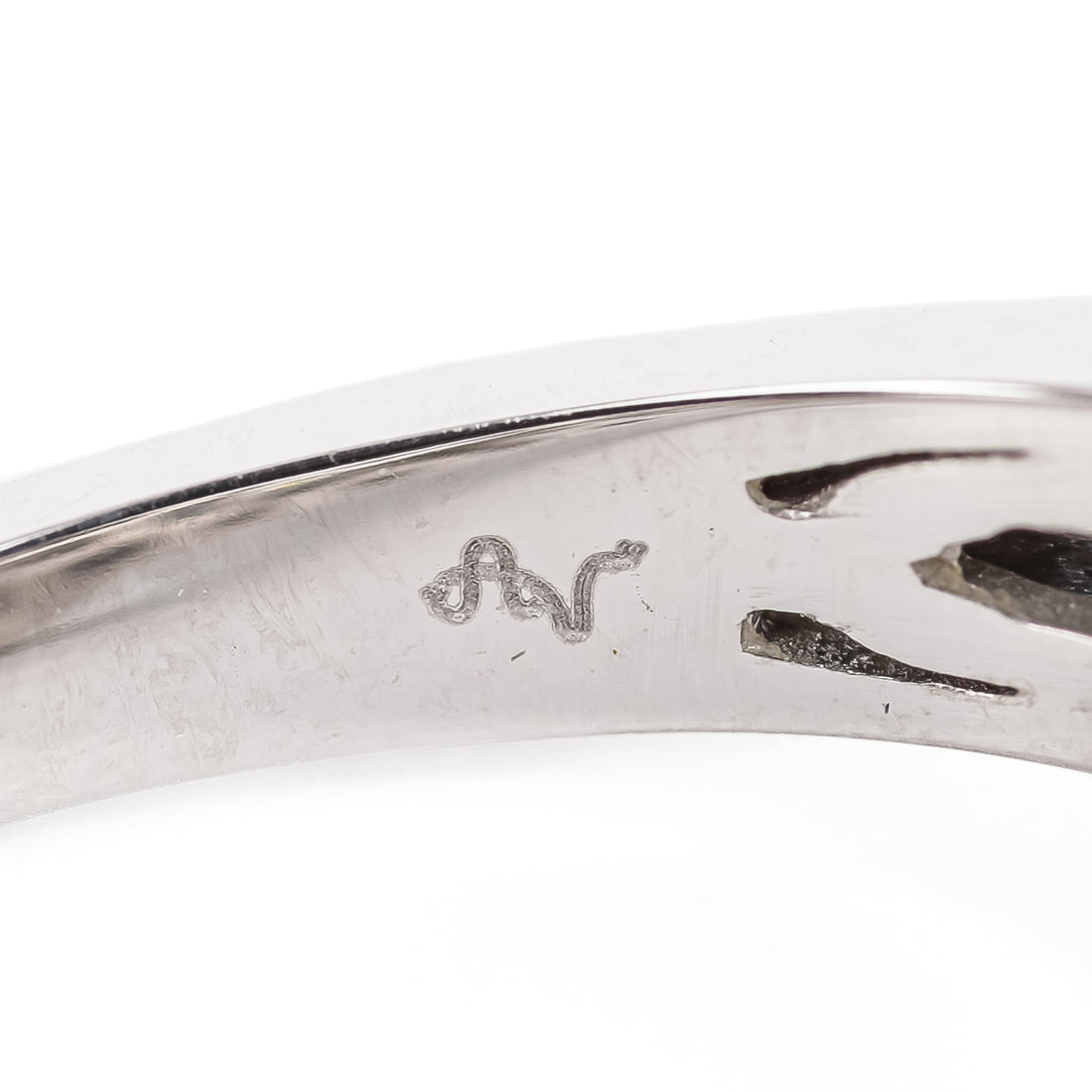 14K White Gold Baguette And Brilliant Diamond Ring
