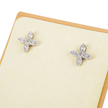10K White Gold Diamond Flower Studs
