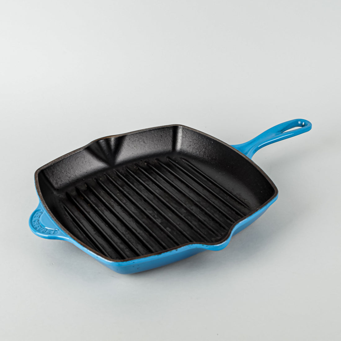 LE CREUSET Enamel Cast Iron Grill Skillet - Blue