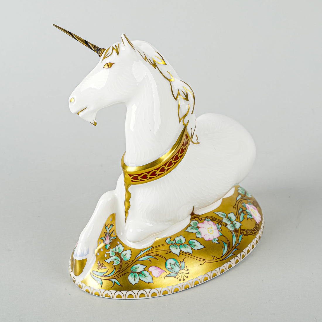 ROYAL CROWN DERBY Paperweight Mythical Unicorn